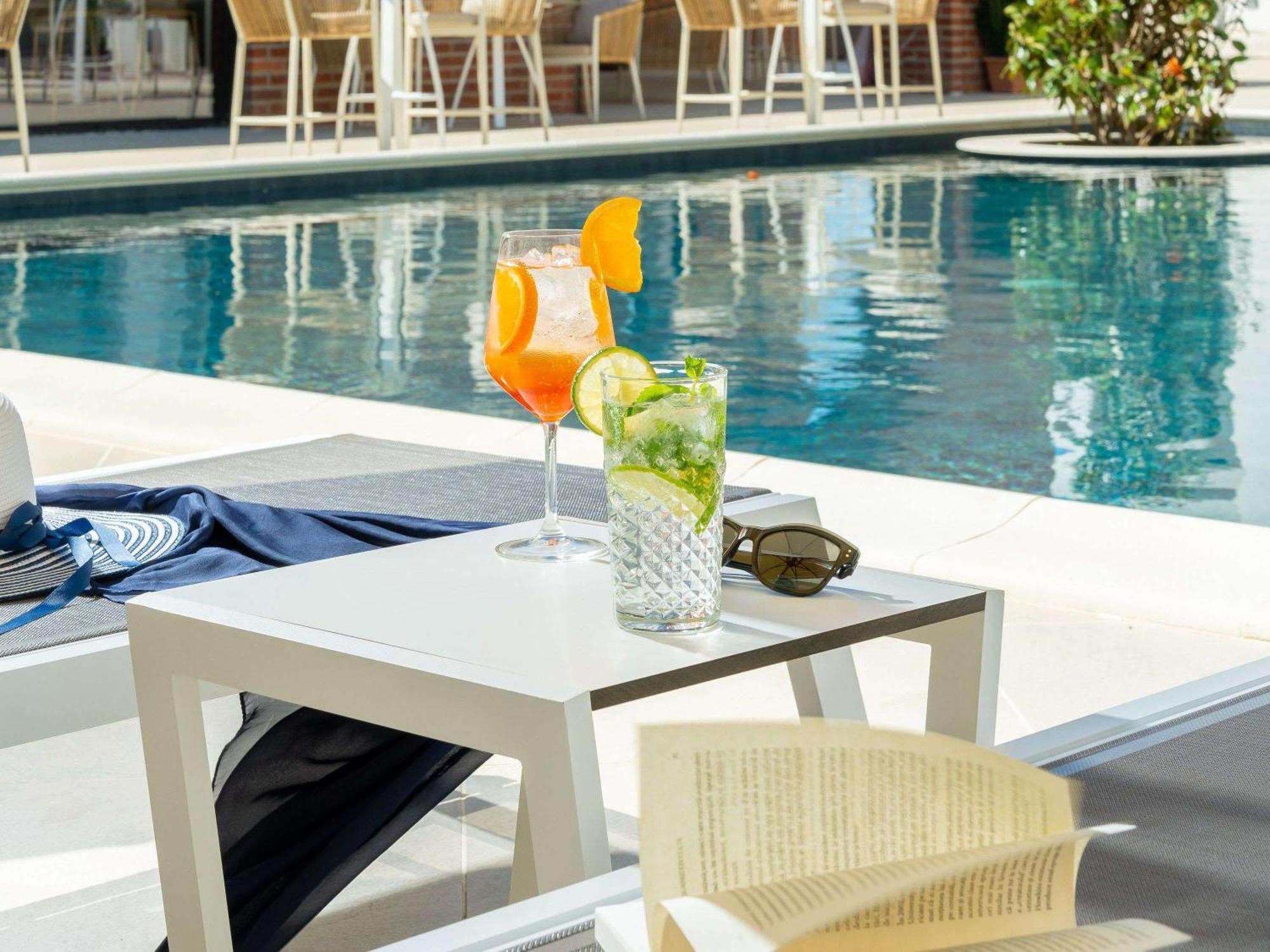 Mercure Conacul Cozieni ブカレスト エクステリア 写真