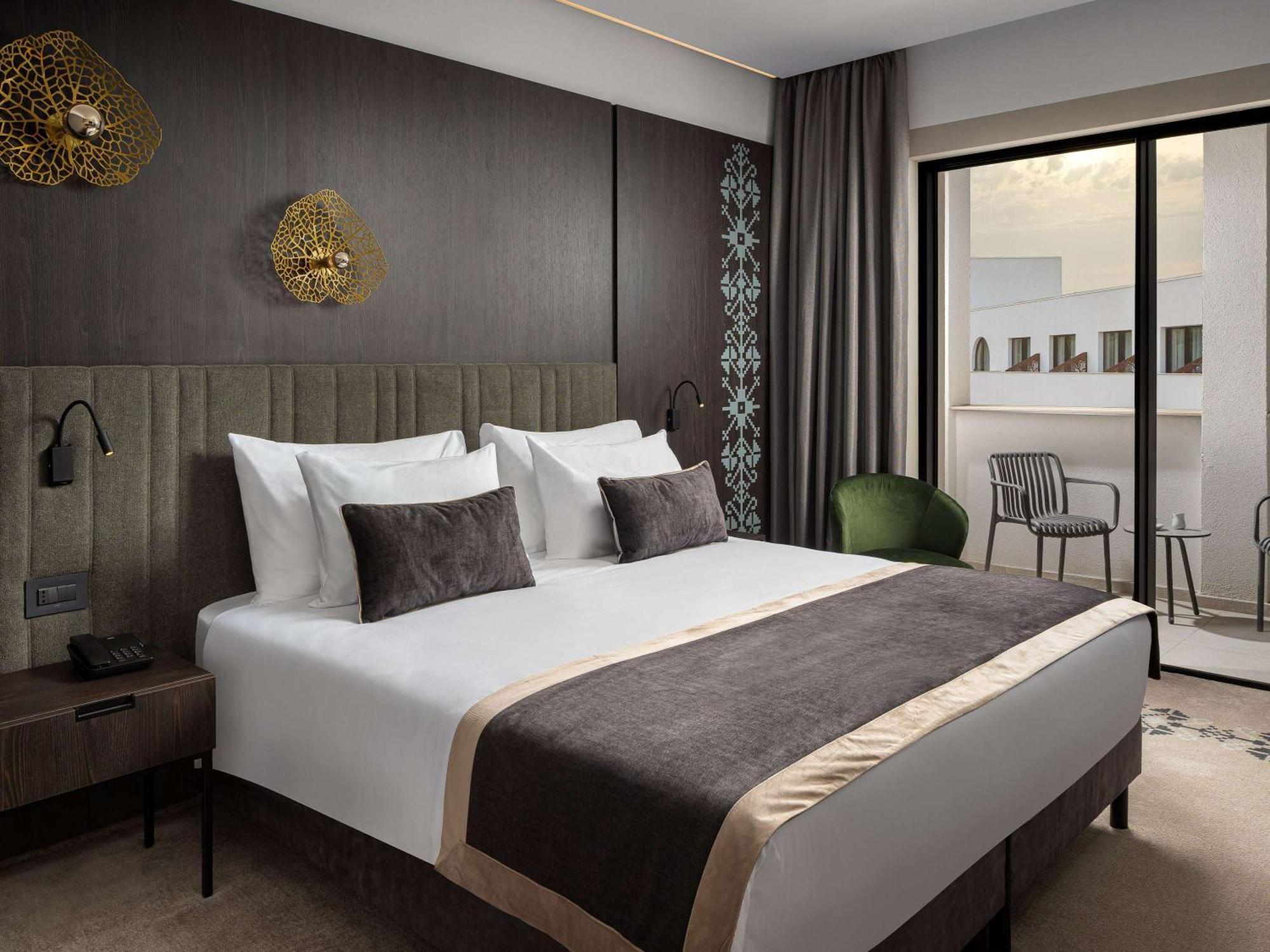 Mercure Conacul Cozieni ブカレスト エクステリア 写真
