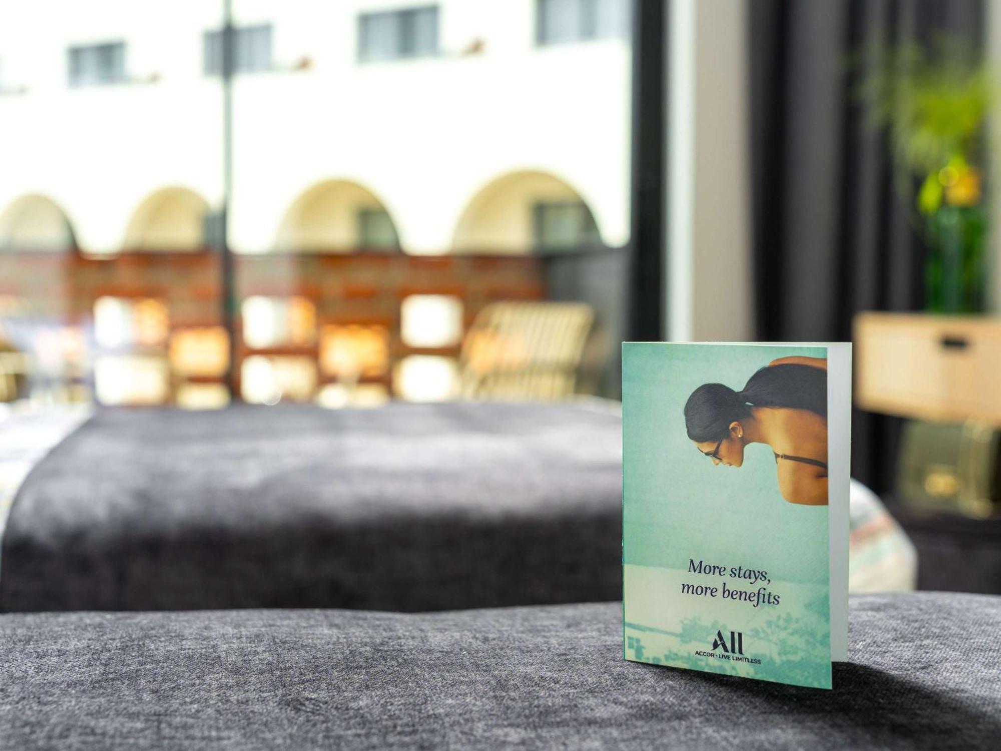 Mercure Conacul Cozieni ブカレスト エクステリア 写真
